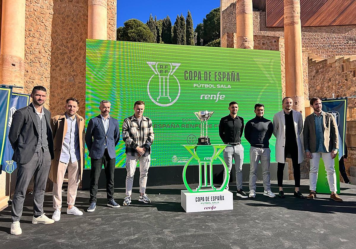 Sorteo de Copa de España con la presencia del capitán del Jaén Paraíso Interior FS, Mauricio.