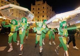 La carrera de disfraces de Navidad en Granada, en imágenes