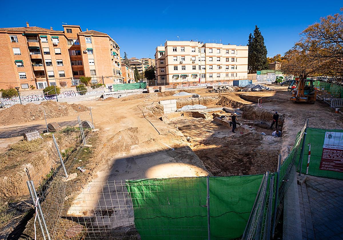 Obras en el paqrue Rafael Guillén de la zona de Zaidín-Vergeles