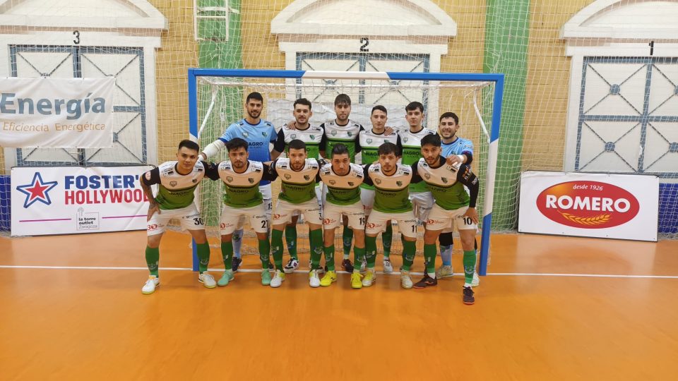 Los jugadores celestes posan antes del encuentro