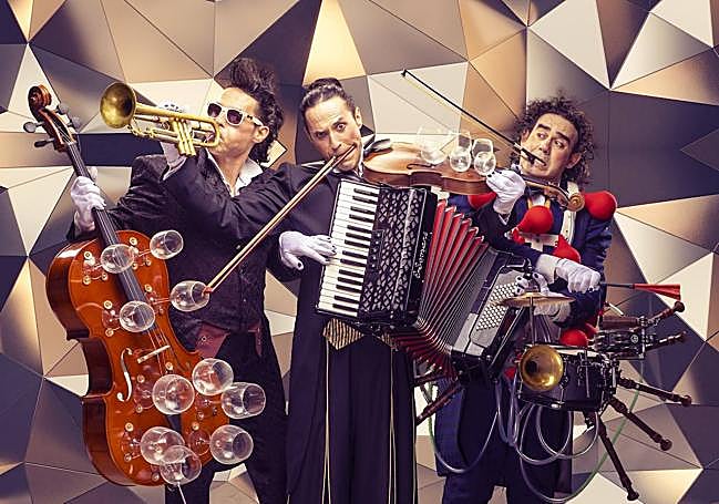 La locura en 'Ad litibum' se desata con instrumentos imposibles.