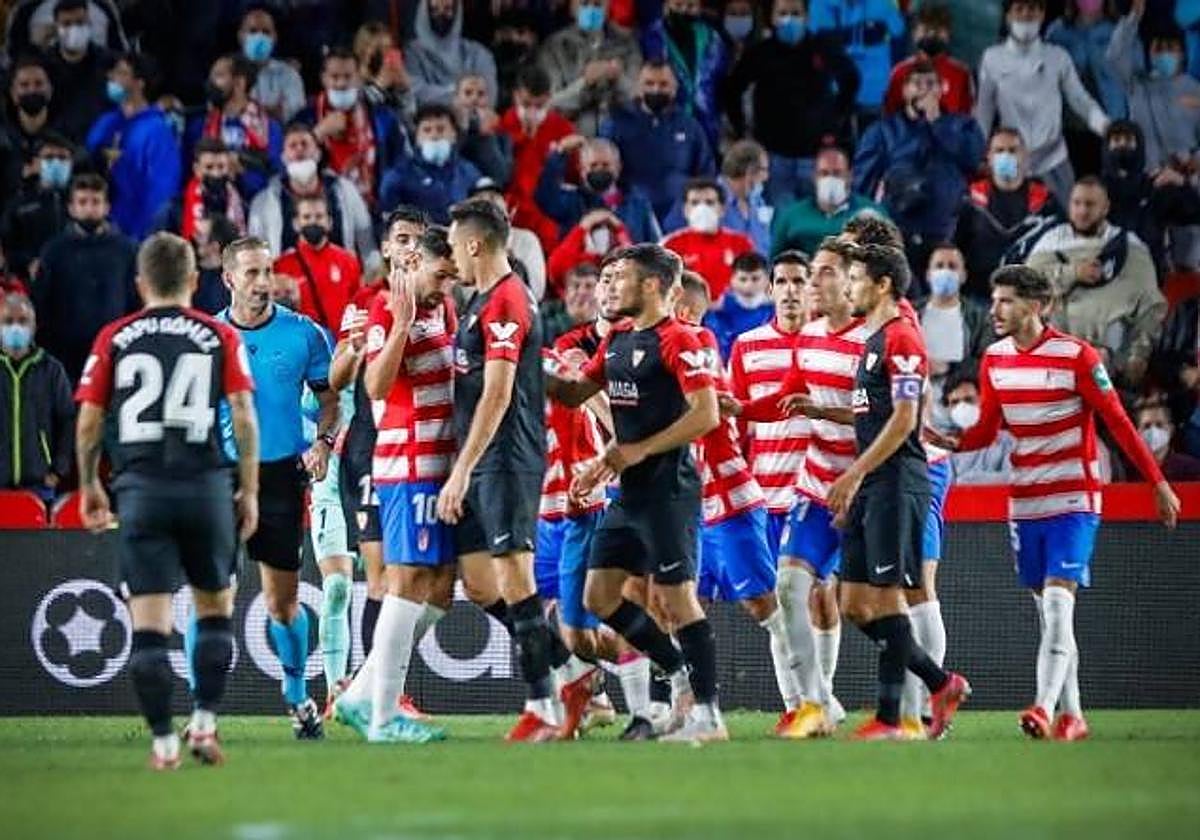 Último derbi andaluz entre Granada y Sevilla en Los Cármenes.