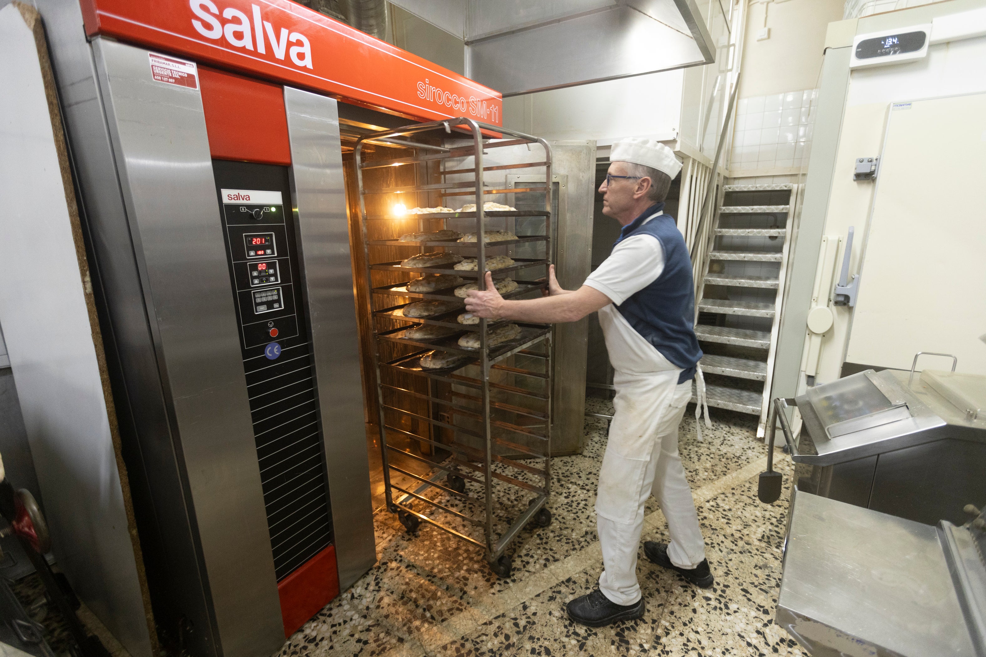 Imagen secundaria 1 - Todo un proceso casero y artesanal para lograr el nochebueno perfecto.