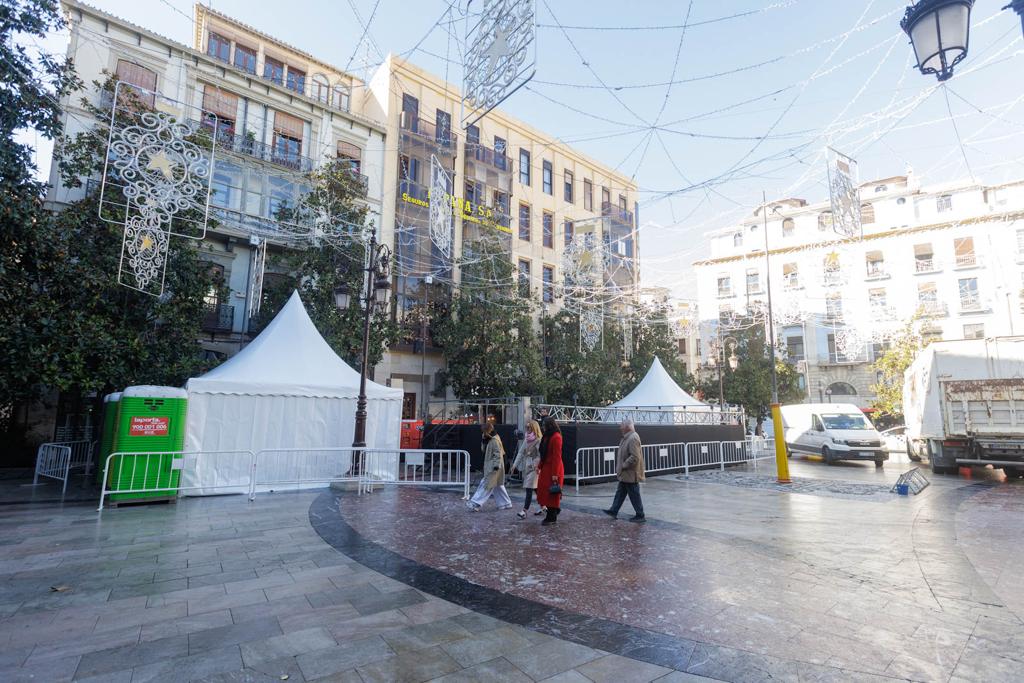 Granada se prepara para la Nochevieja