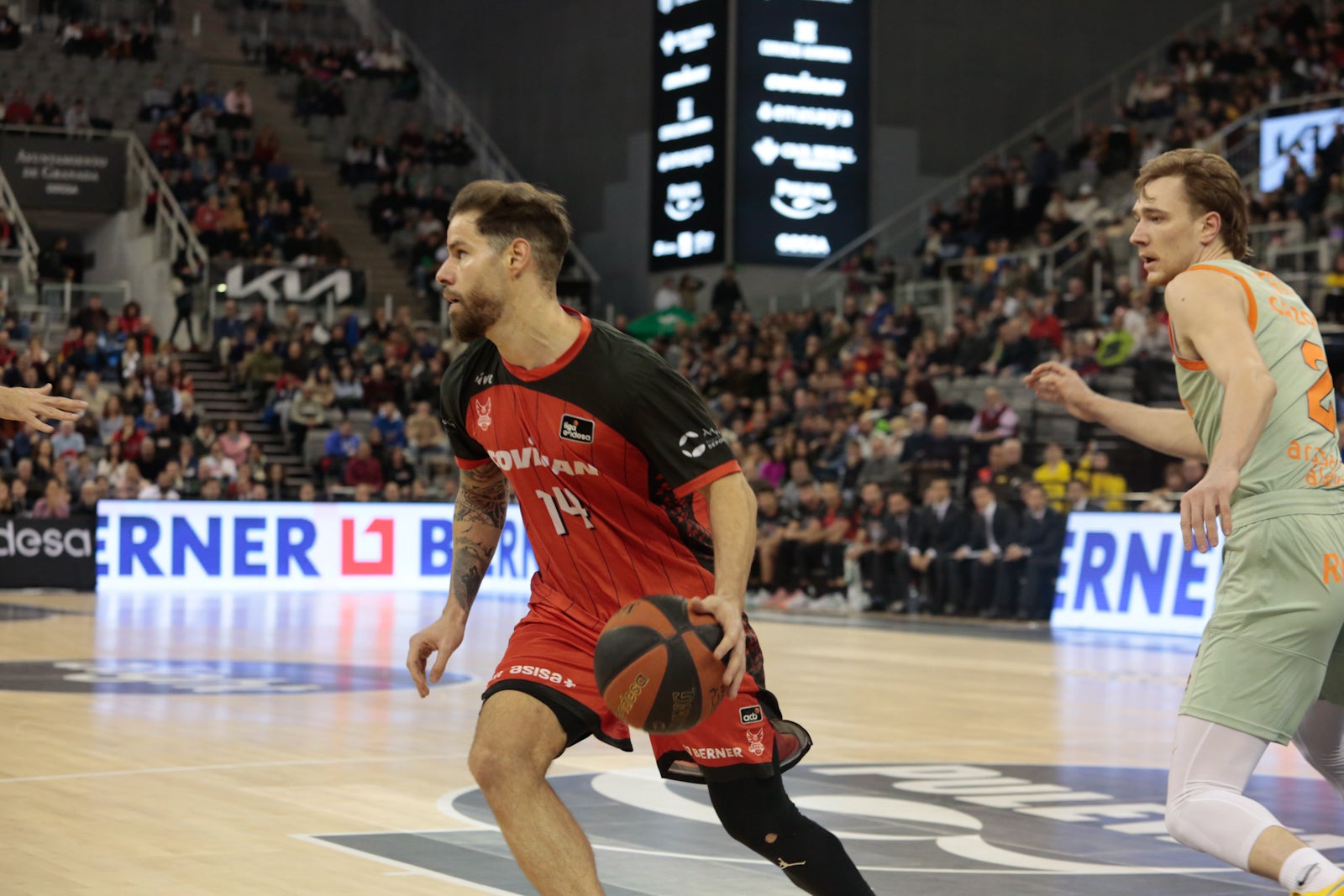 Las mejores imágenes del duelo disputado en el Palacio de los Deportes