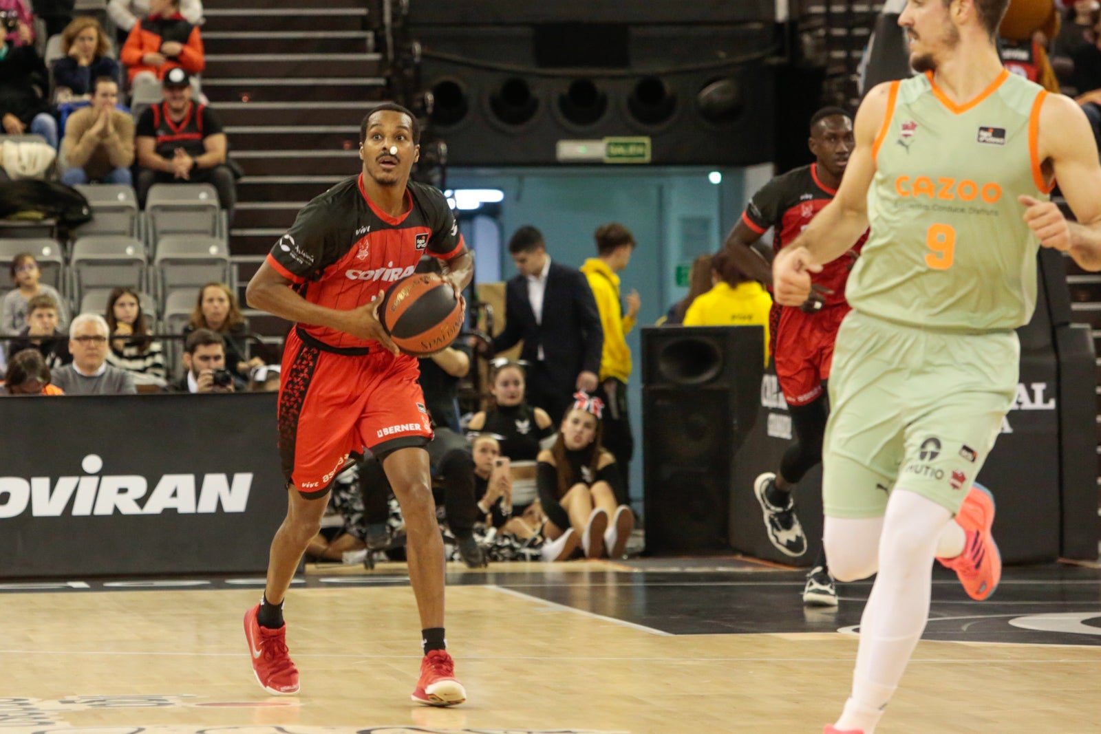 Las mejores imágenes del duelo disputado en el Palacio de los Deportes