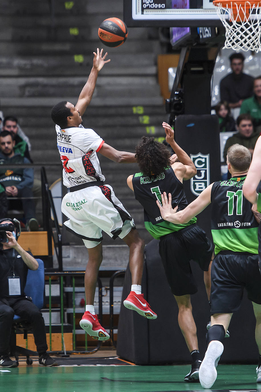 Partido de ACB Joventut-Covirán. 