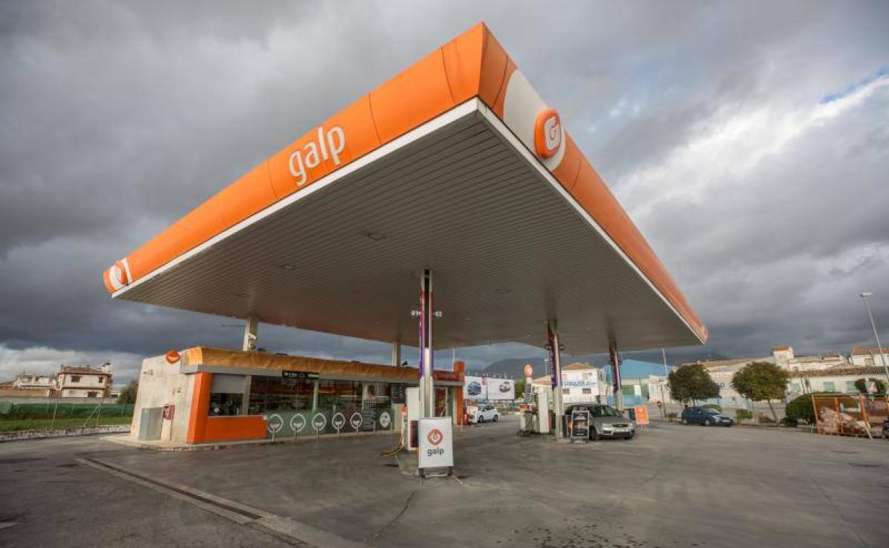 Las gasolineras Galp ofrecen un descuento extra en combustible.