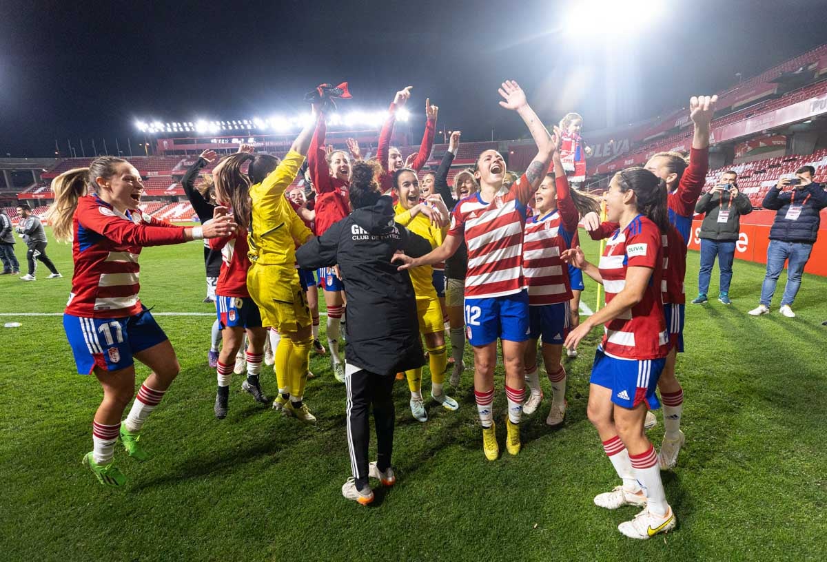 Las rojiblancas pasan de ronda tras un duelo disputado ante un Primera.