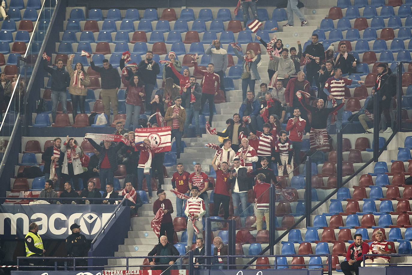 Las mejores imágenes del partido disputado este domingo en Valencia