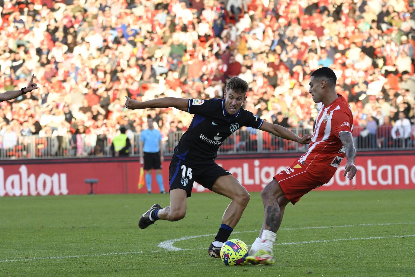 Lance del partido disputado este domingo.