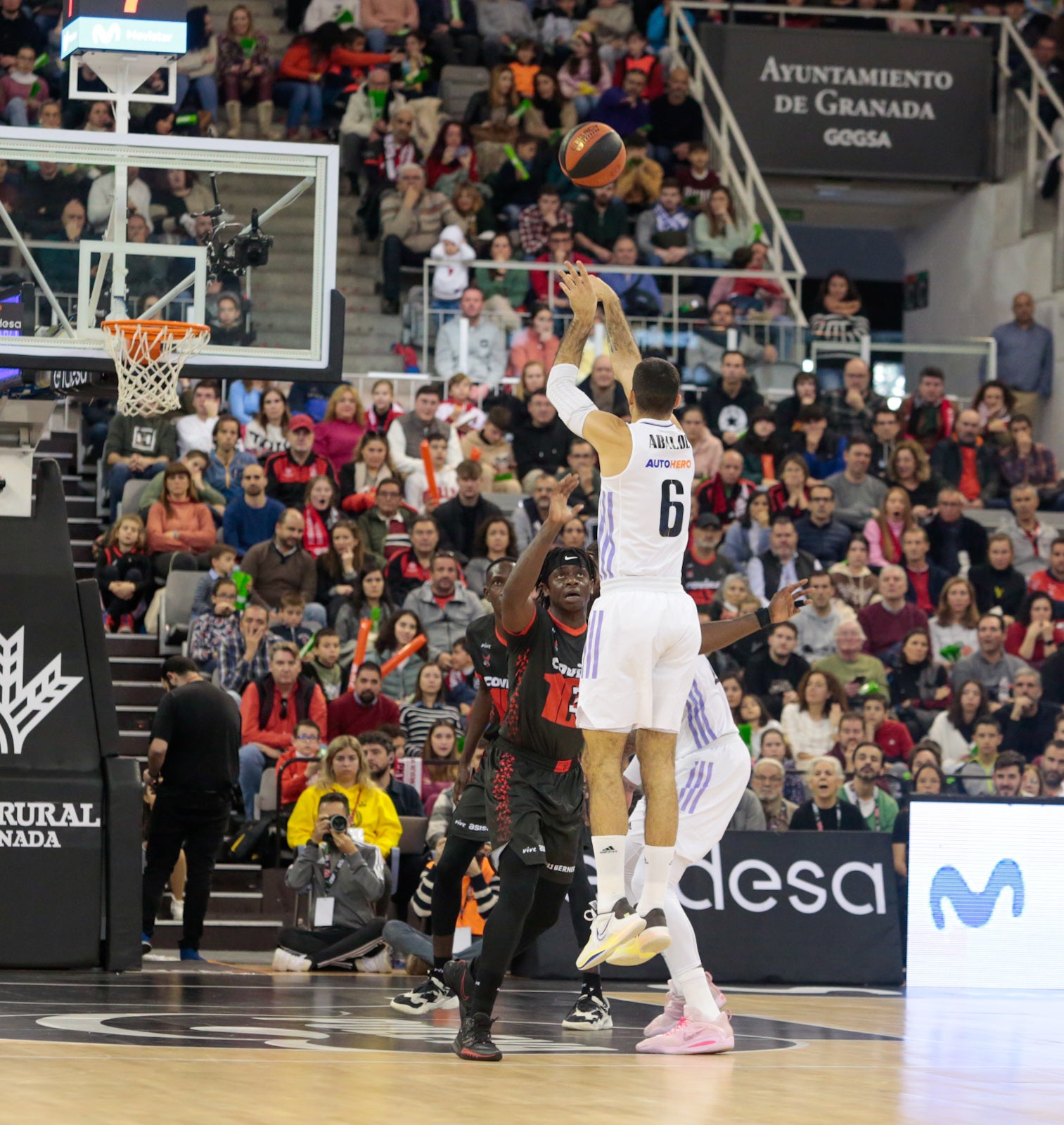 Las mejores imágenes del duelo disputado en el Palacio de los Deportes