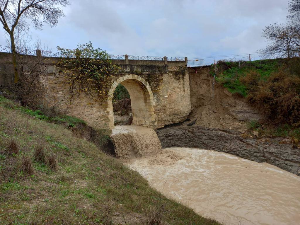 Estado del puente con las últimas lluvias. 