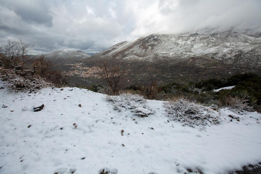 El temporal deja temperaturas bajas y nieve en Granada capital y en varios puntos de la provincia