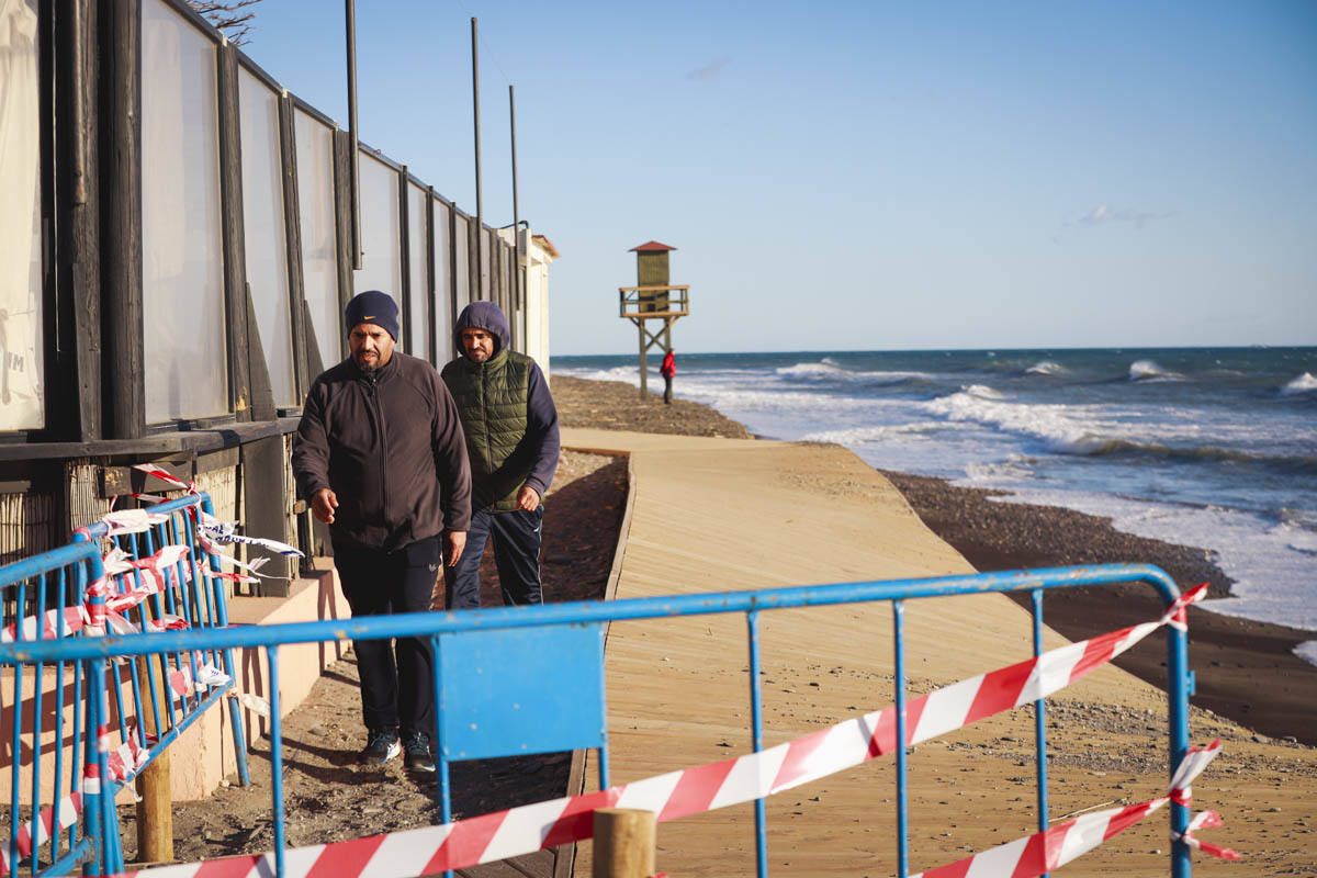 Fotos: El temporal destroza Playa Granada