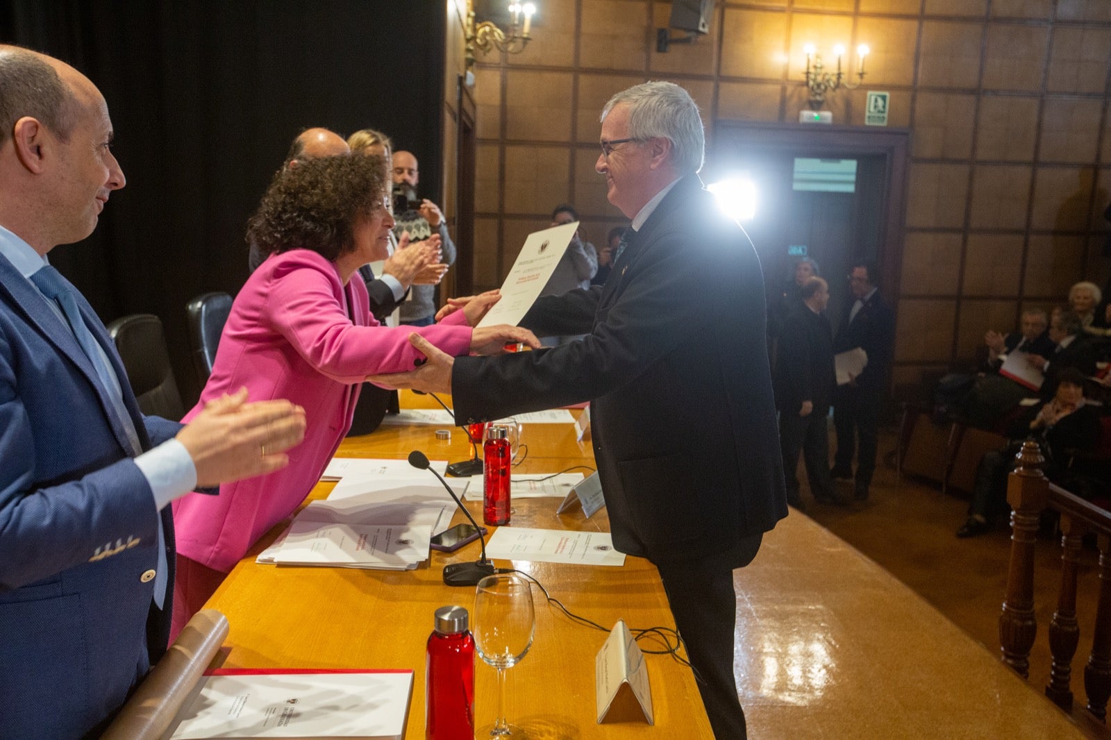 Homenaje a los profesores eméritos de la UGR. 