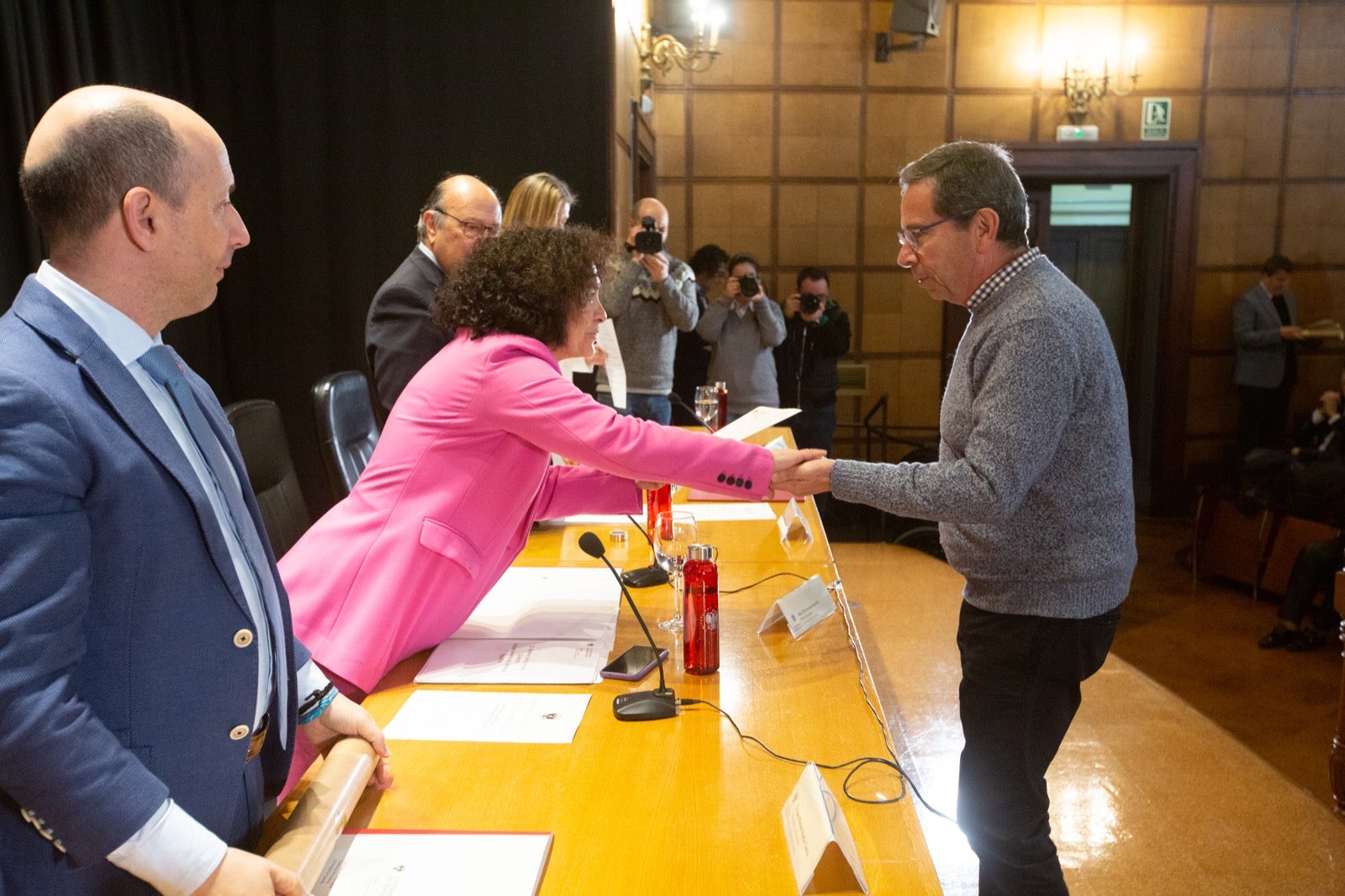 Homenaje a los profesores eméritos de la UGR. 