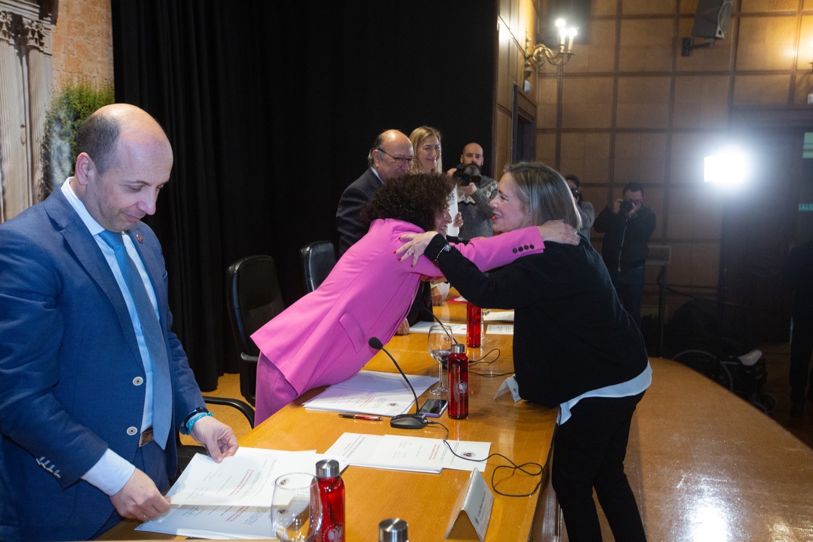 Homenaje a los profesores eméritos de la UGR. 