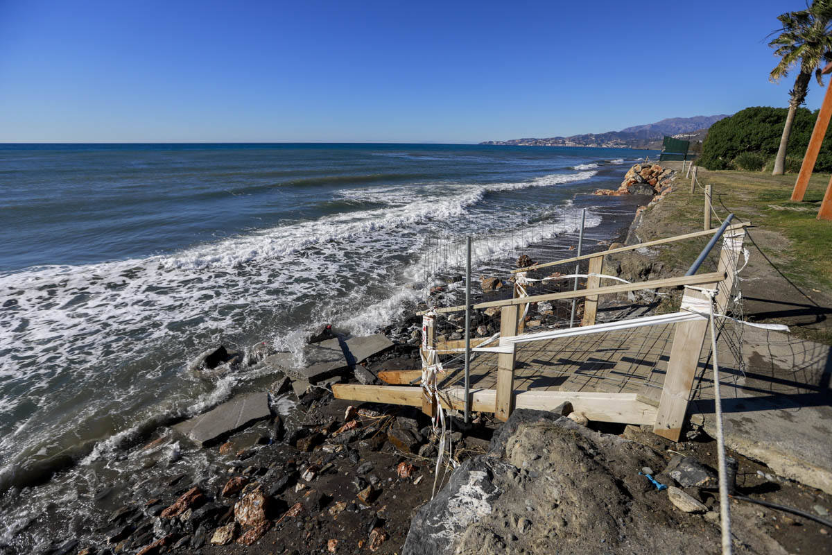 Fotos: Obras en Playa Granada tras los destrozos del temporal