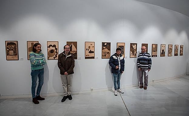 Además de 'Huellas de barro', los visitantes al Centro Cultural CajaGranada también pueden ver 'Momentos'. 