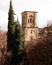 Imagen secundaria 2 - Interior de la suite doble y vistas desde la terraza. 