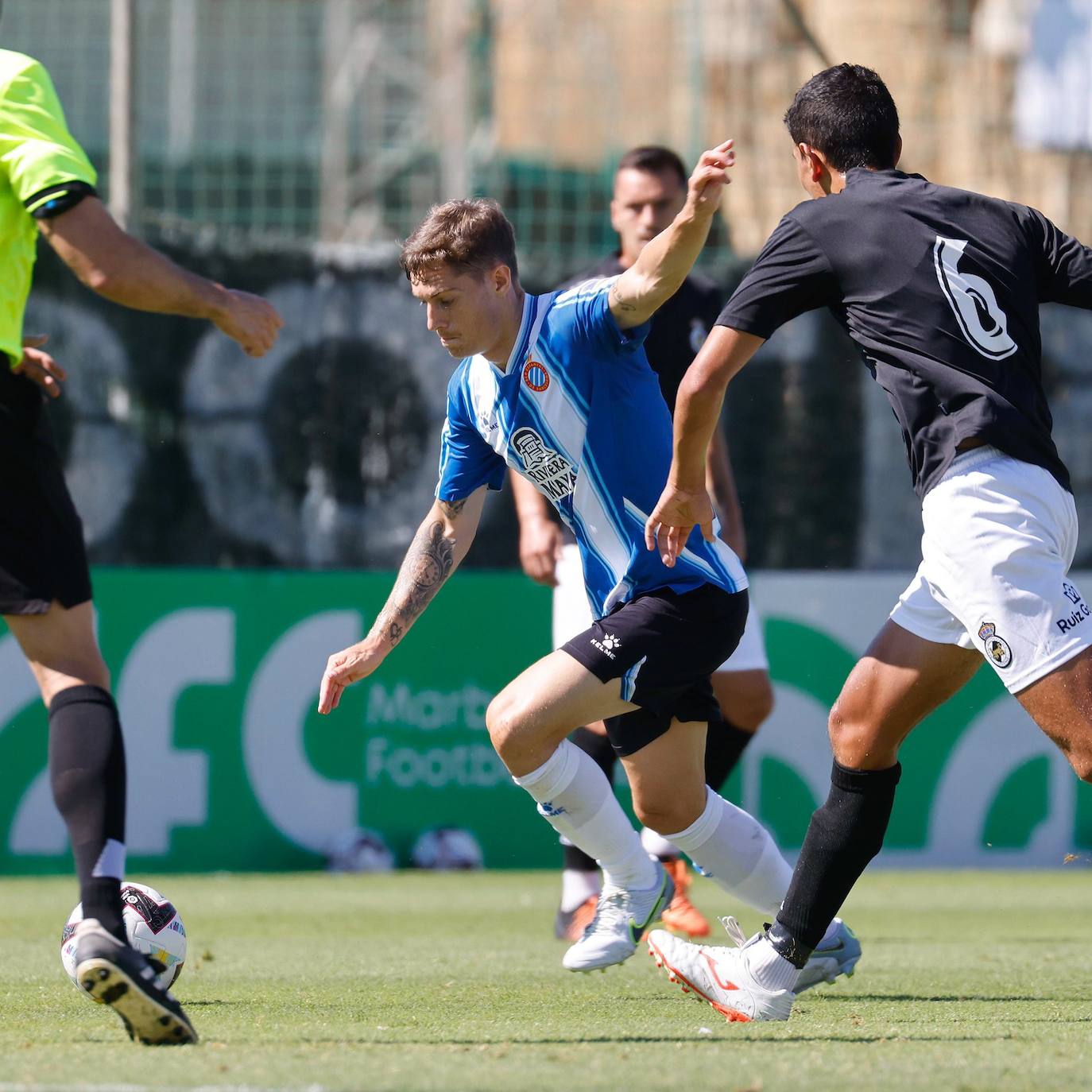 Pol Lozano, en un partido de pretemporada con el Espanyol. 