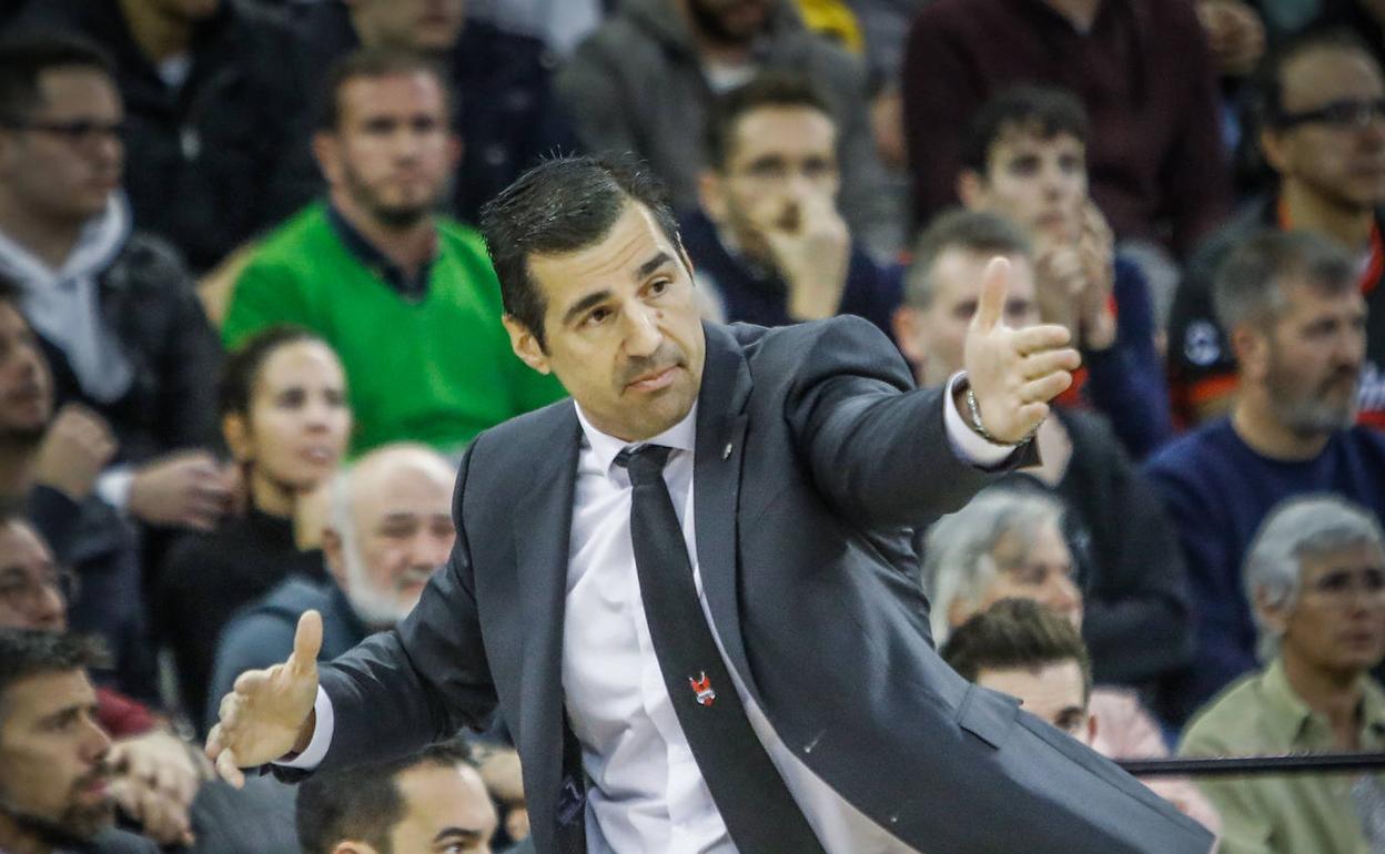 Pablo Pin, entrenador del Covirán Granada. 