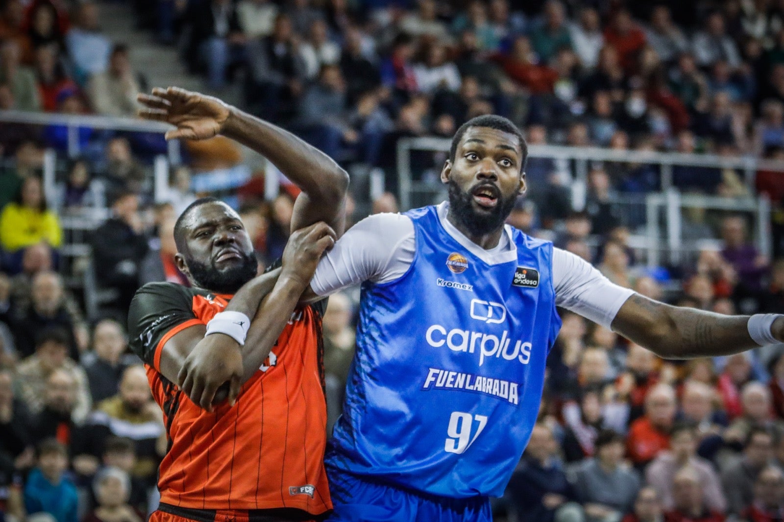 Las mejores imágenes del duelo disputado en el Palacio de los Deportes