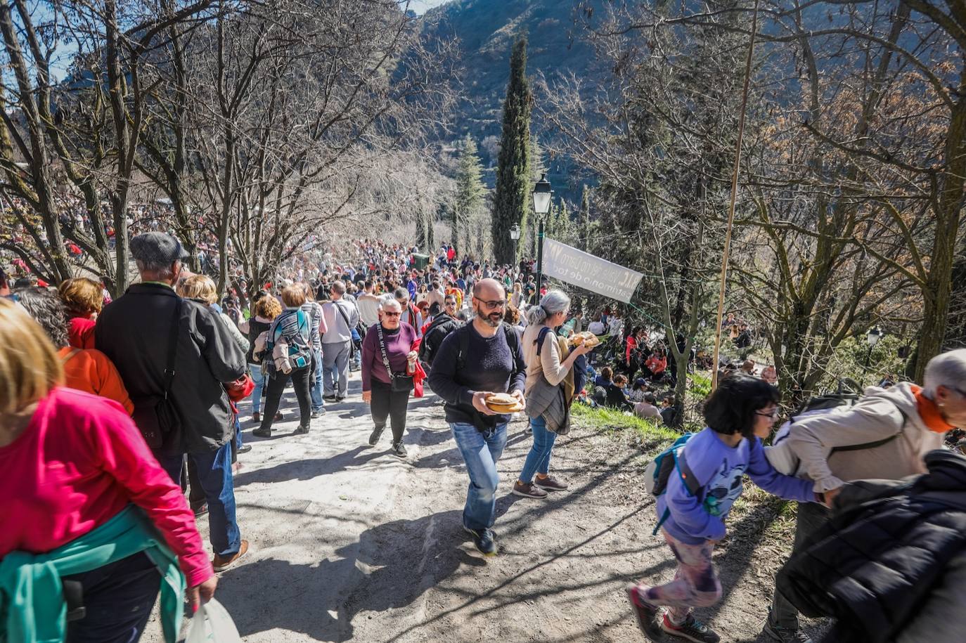 Ambiente este domingo en la romería.