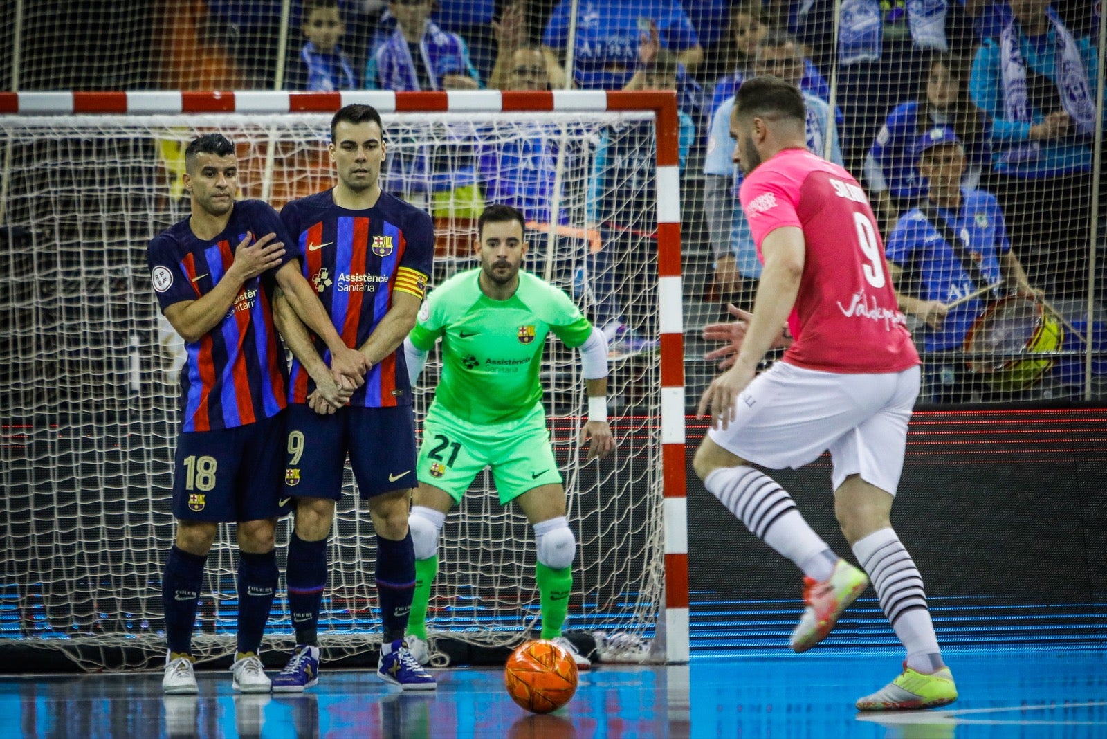 Momento del primer encuentro de la Copa de España, disputado entre el Barcelona y el Viña Albali de Valdepeñas.