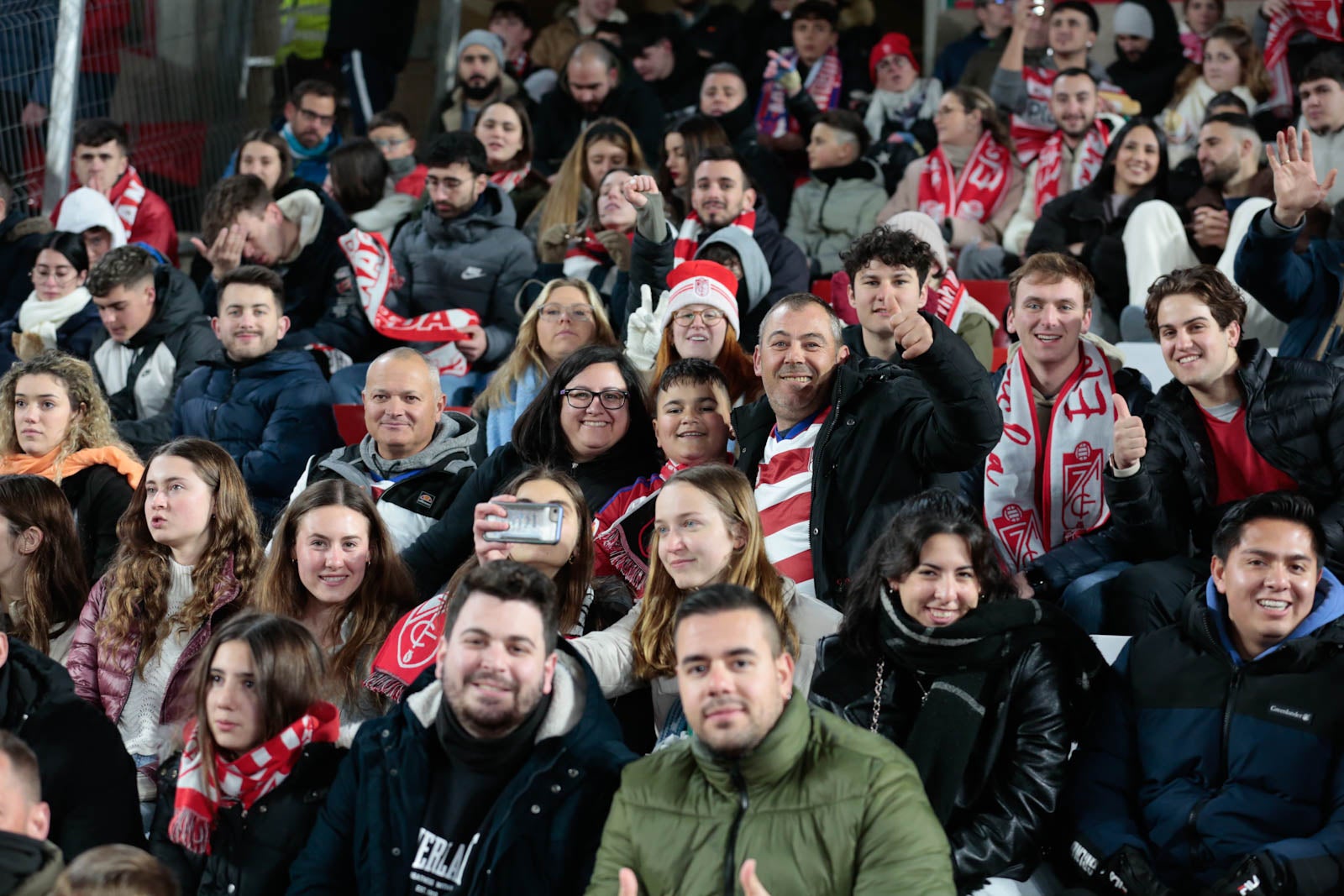 ¿Has estado en el partido? Aquí puedes verte en tu localidad