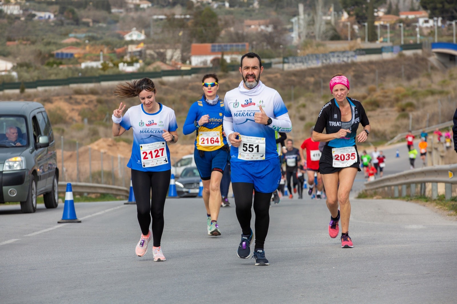ientos de corredores participan en una de las grandes pruebas del Gran Premio de Fondo Diputación de Granada