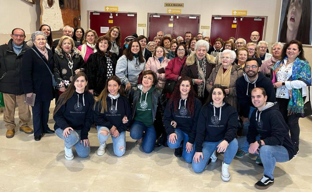 Participantes en la jornada 'Jaén ciudad amigable con las personas mayores'. 