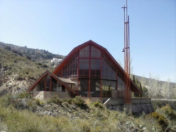 Lugares con encanto en Granada: La iglesia con las vistas más espectaculares de España está en Granada