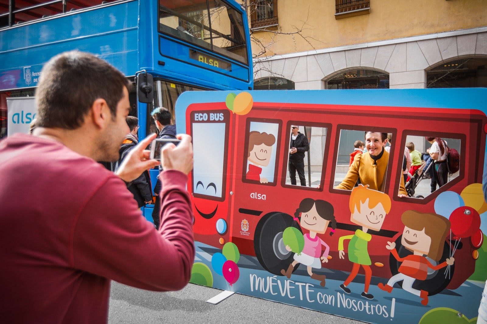 Actividades de todo tiop en el centro de la ciudad con motivo del día sin coches