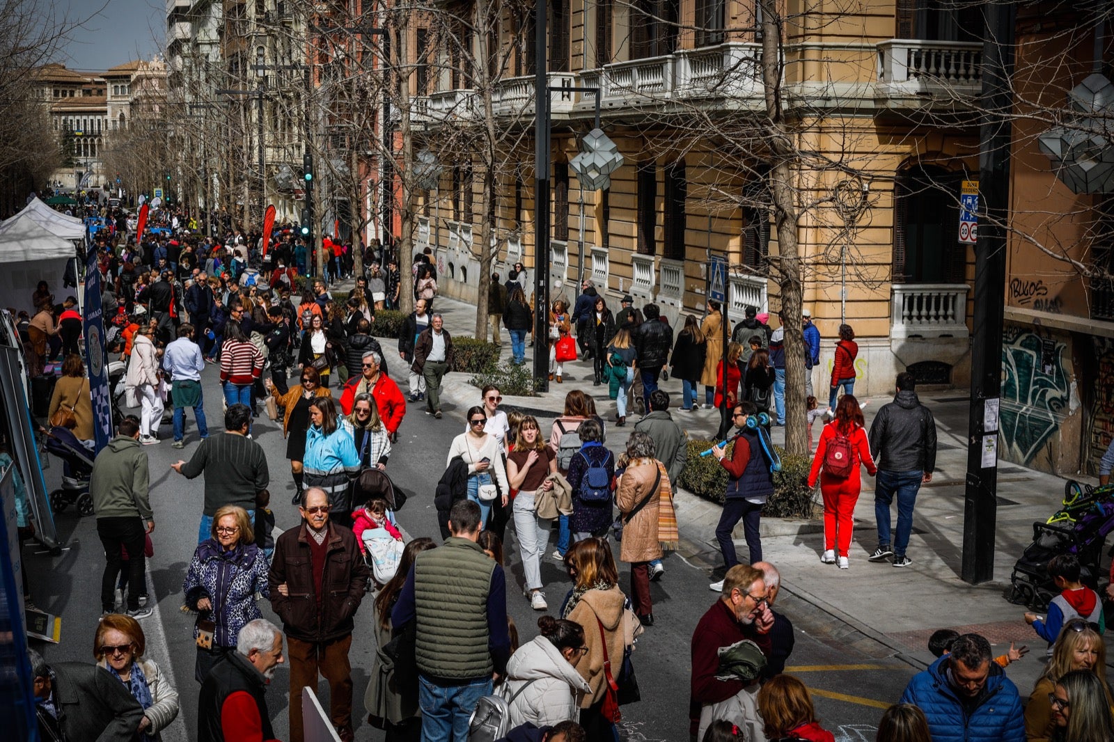 Actividades de todo tiop en el centro de la ciudad con motivo del día sin coches