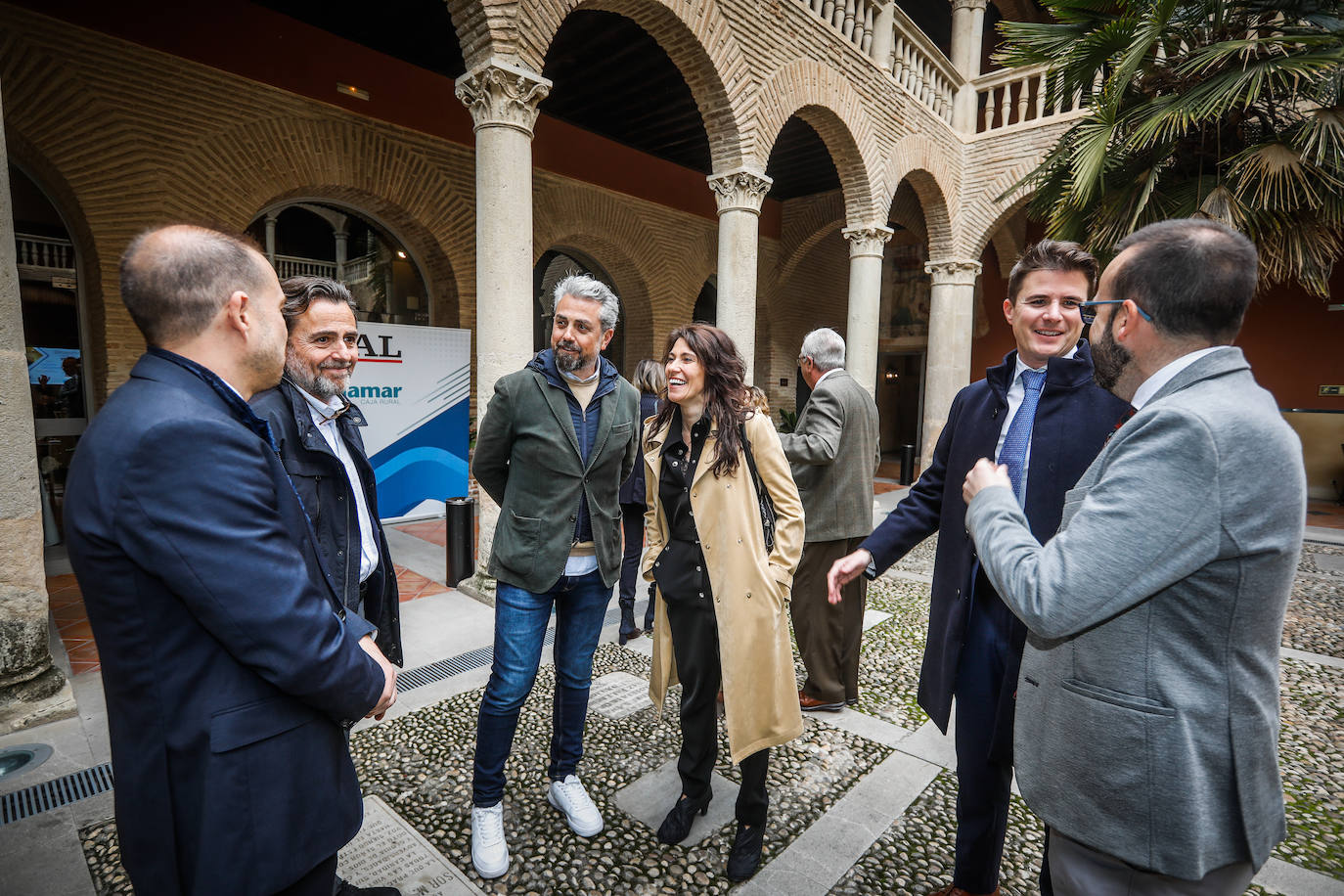 Momento del desayuno informativo organizado por IDEAL con el patrocinio de Cajamar y Antonio Garamendi como invitado.