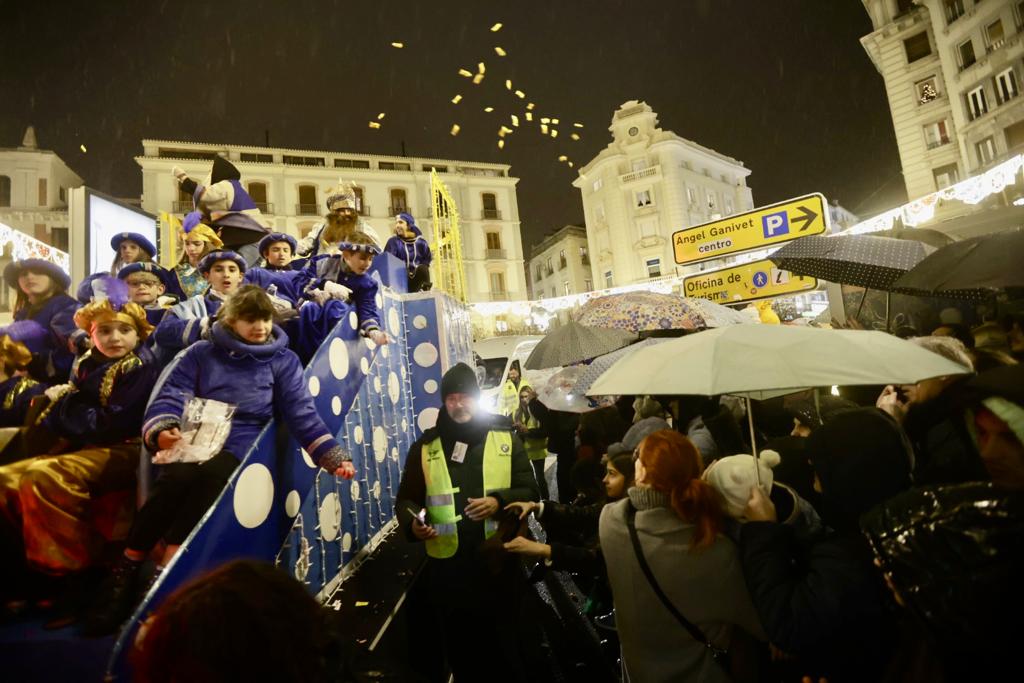 Las imágenes de la ilusión en la Cabalgata de Granada