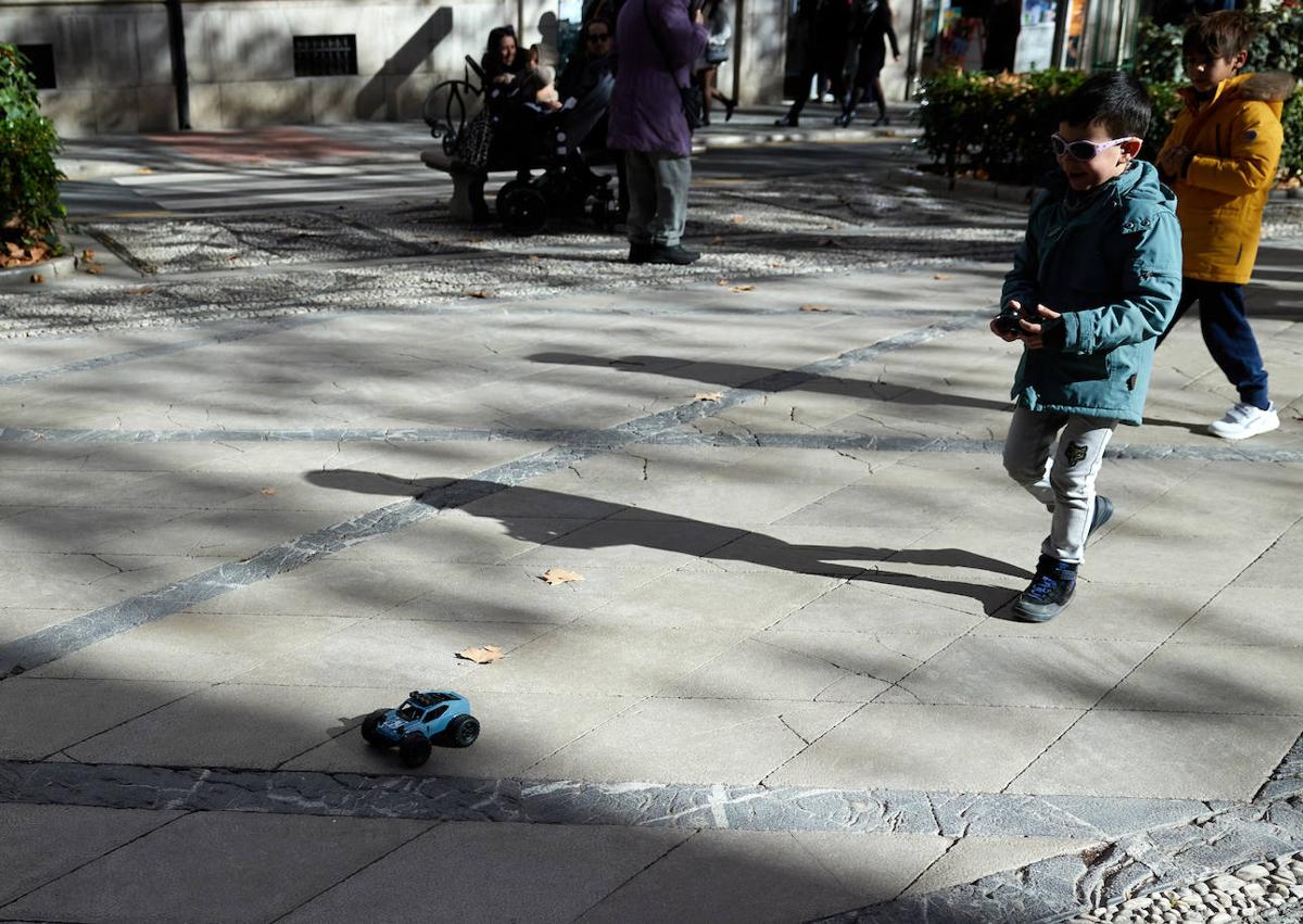 Imagen secundaria 1 - Día de Reyes, roscos y regalos para todos en Granada