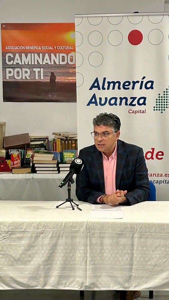 Cazorla: «La falta de incentivos al casco historico por parte del PP estan provocando su abandono»