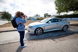 El coche de la víctima del secuestro, en cuyo maletero fue encerrada.
