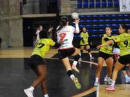 El planteamiento defensivo riojano frenó a la referencia roquetera, Marta Ontiveros