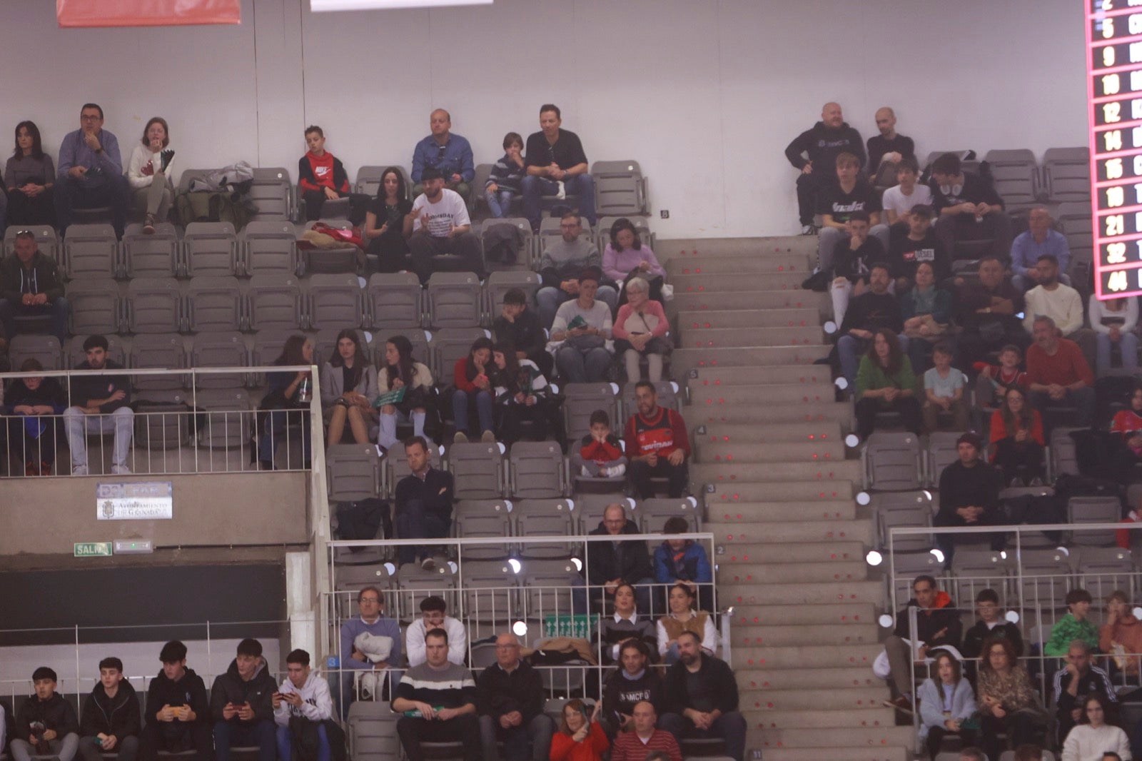 Encuéntrate en las gradas del Palacio durante el Covirán-Barcelona