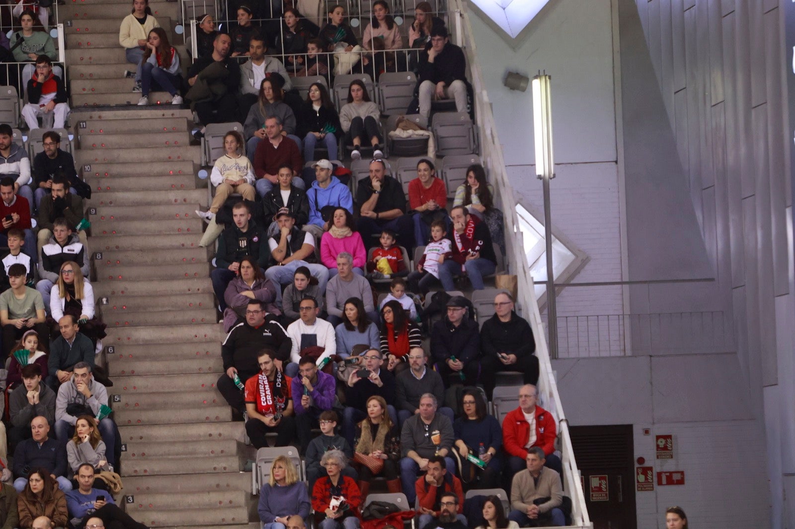 Encuéntrate en las gradas del Palacio durante el Covirán-Barcelona