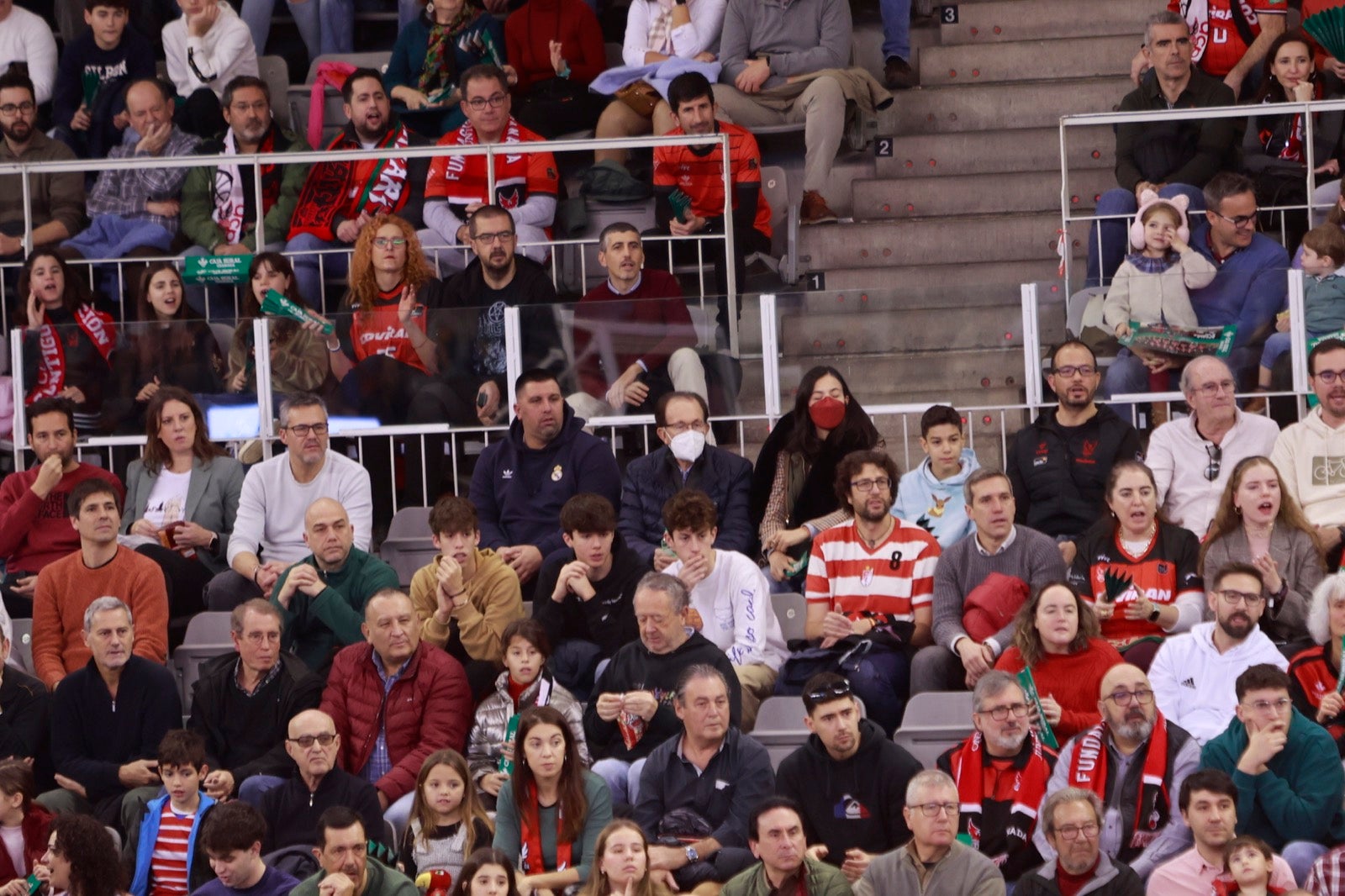 Encuéntrate en las gradas del Palacio durante el Covirán-Barcelona