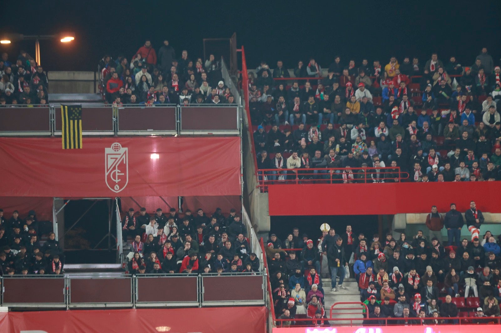 Encuéntrate en Los Cármenes durante el Granada-Atlético de Madrid