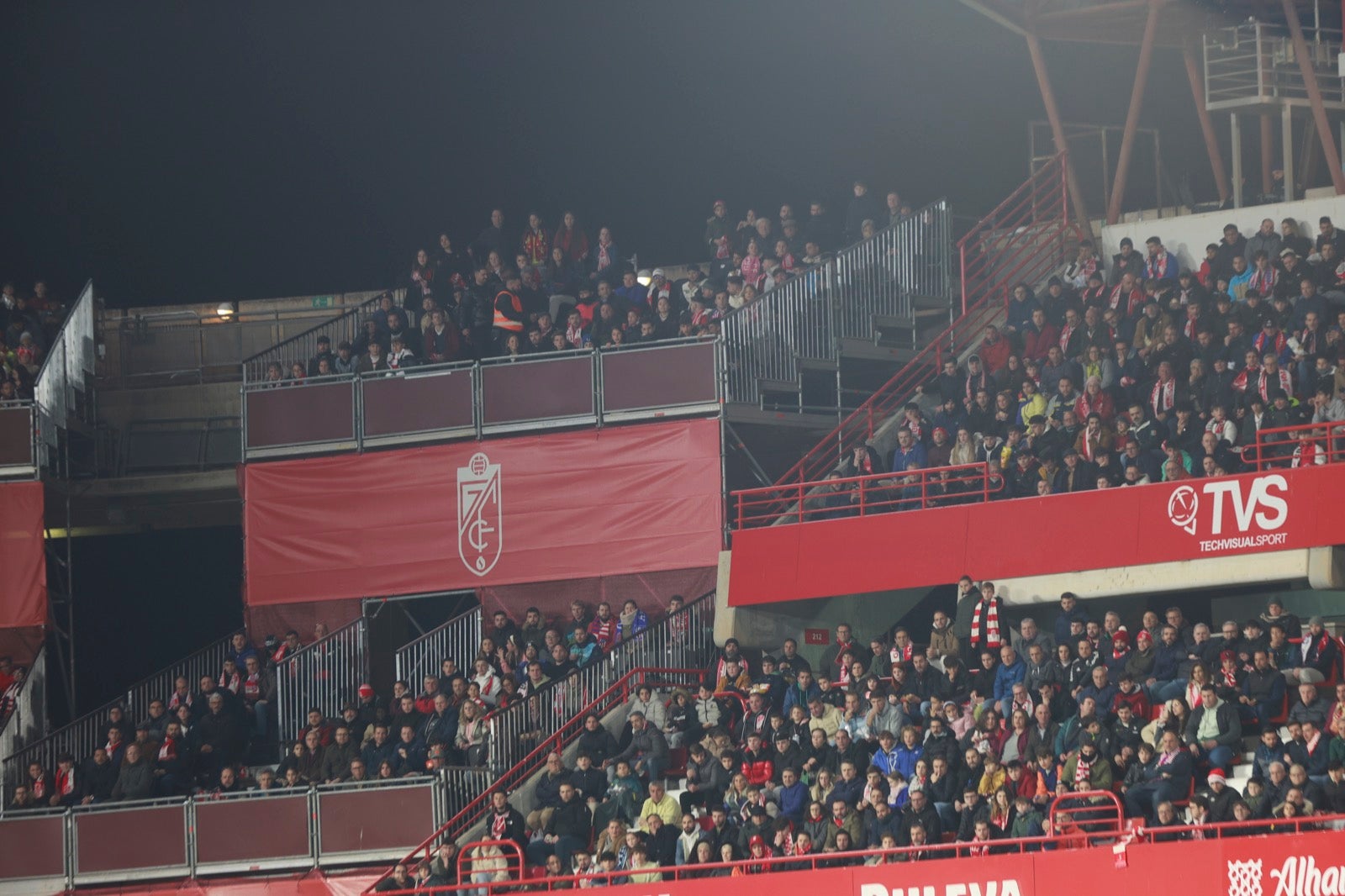 Encuéntrate en Los Cármenes durante el Granada-Atlético de Madrid