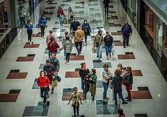 Centro comercial Nevada Shoppings, en Armilla.