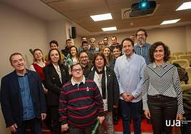 Foto de familia de los premiados en la edición número 15 de Triminuto.