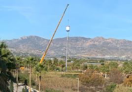 Antena levantada en Playa Granada.